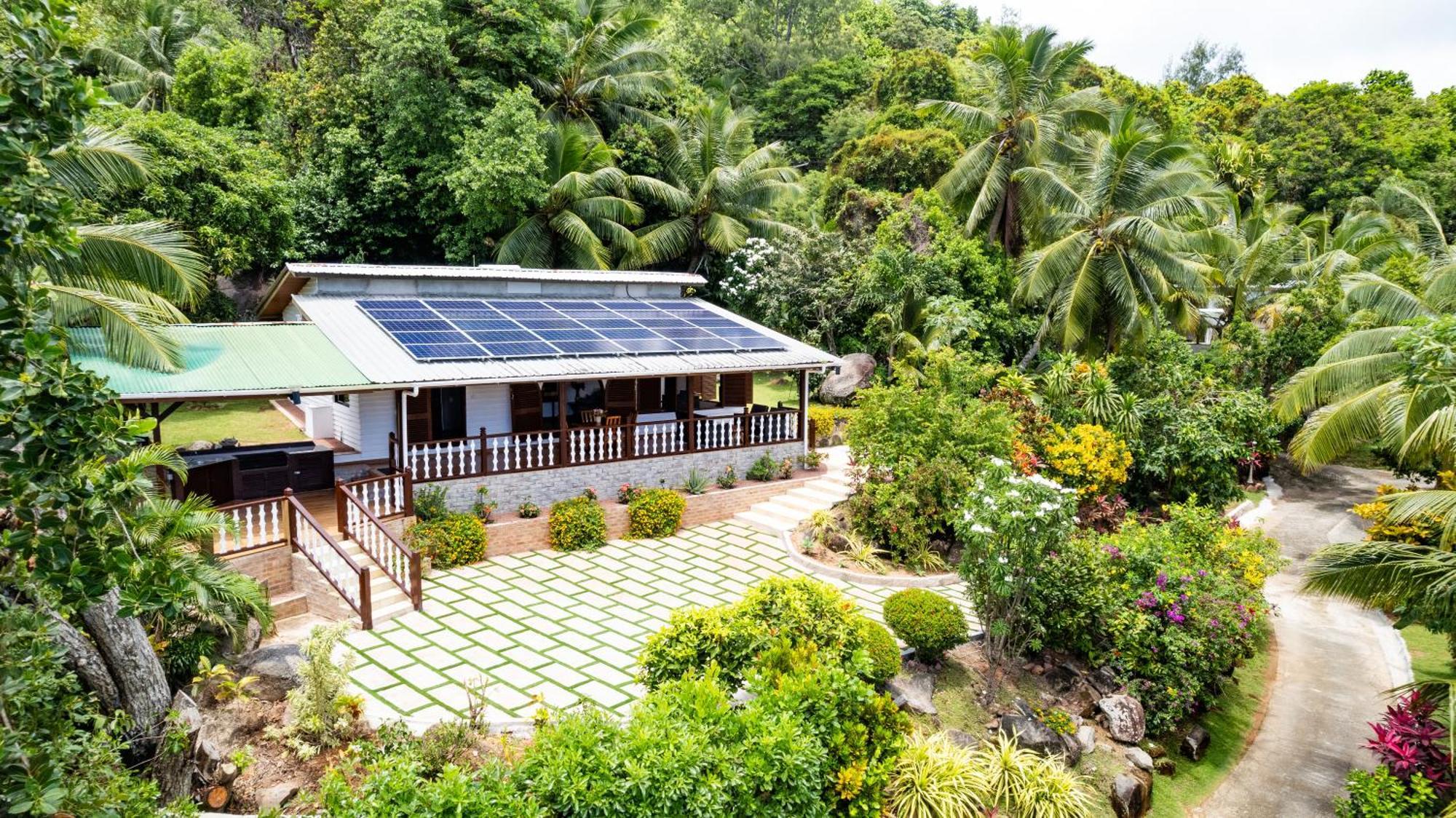 Chalets Cote Mer Baie Sainte Anne Ngoại thất bức ảnh