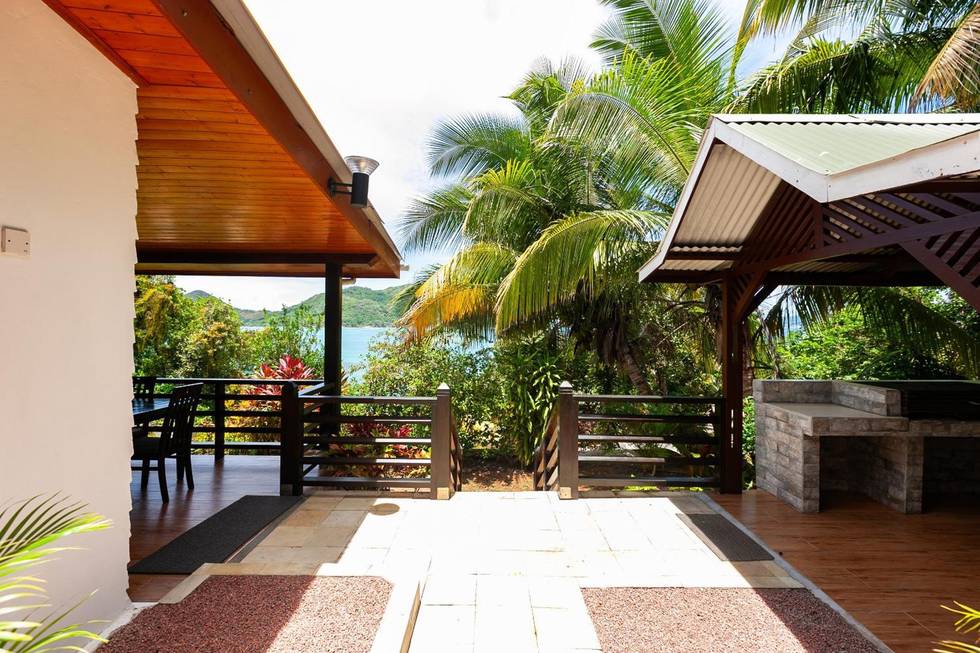 Chalets Cote Mer Baie Sainte Anne Ngoại thất bức ảnh