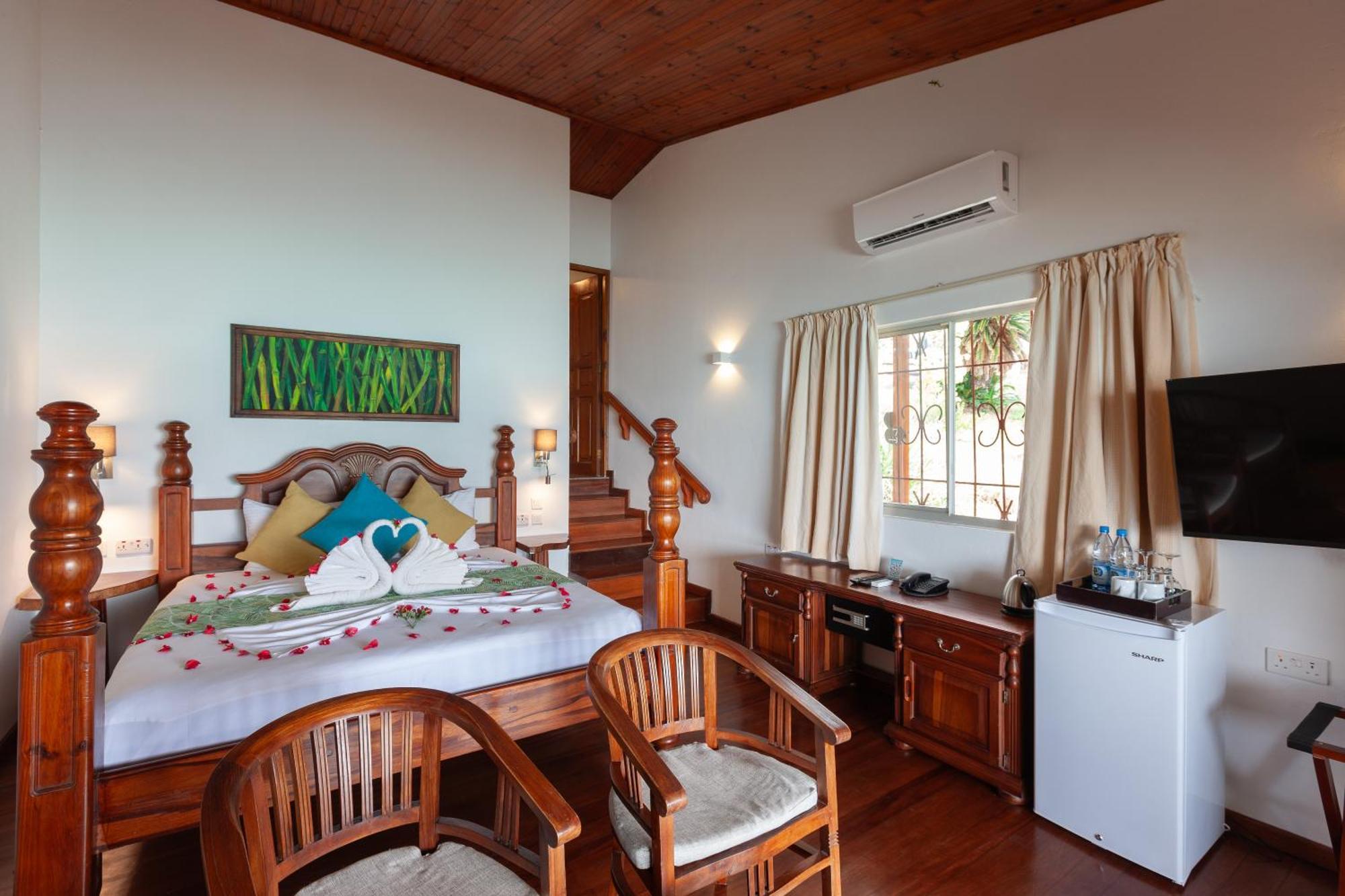 Chalets Cote Mer Baie Sainte Anne Ngoại thất bức ảnh