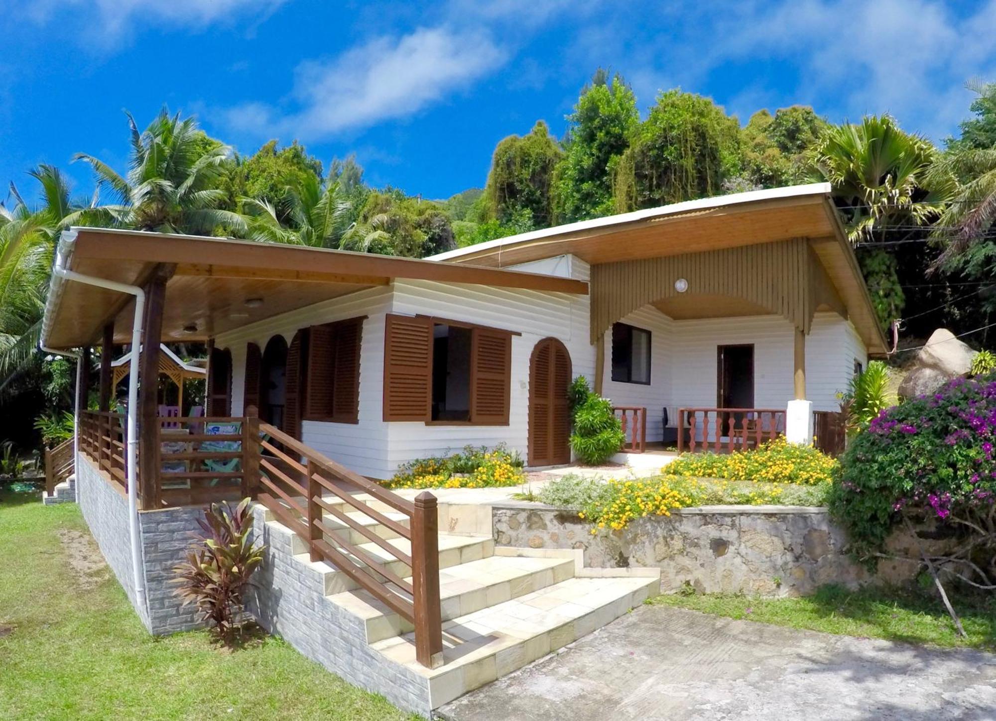 Chalets Cote Mer Baie Sainte Anne Ngoại thất bức ảnh